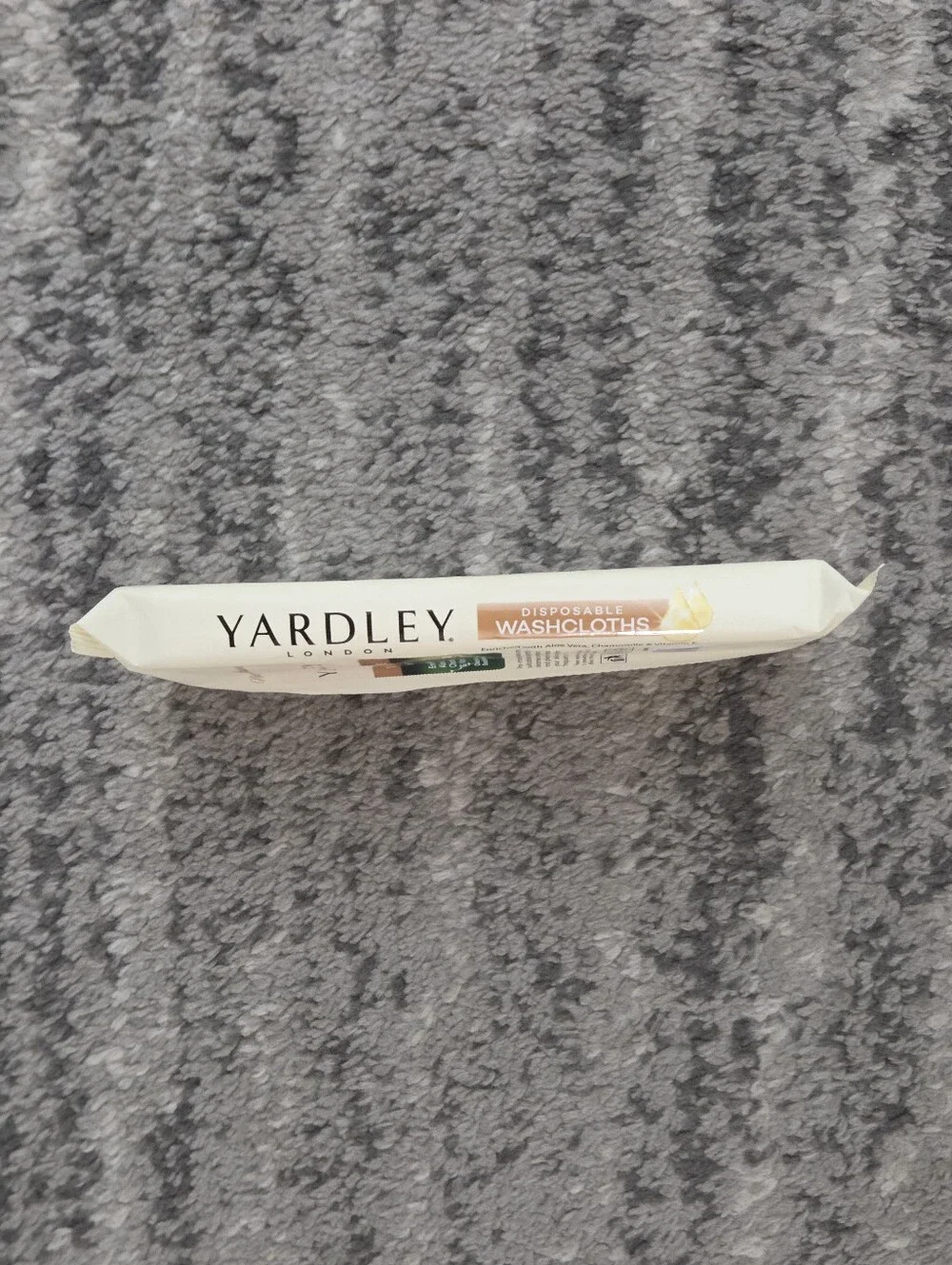 Yardley London Disposable Washcloths Bundle (Set of 2 Packs, 36 Wipes Total) - S